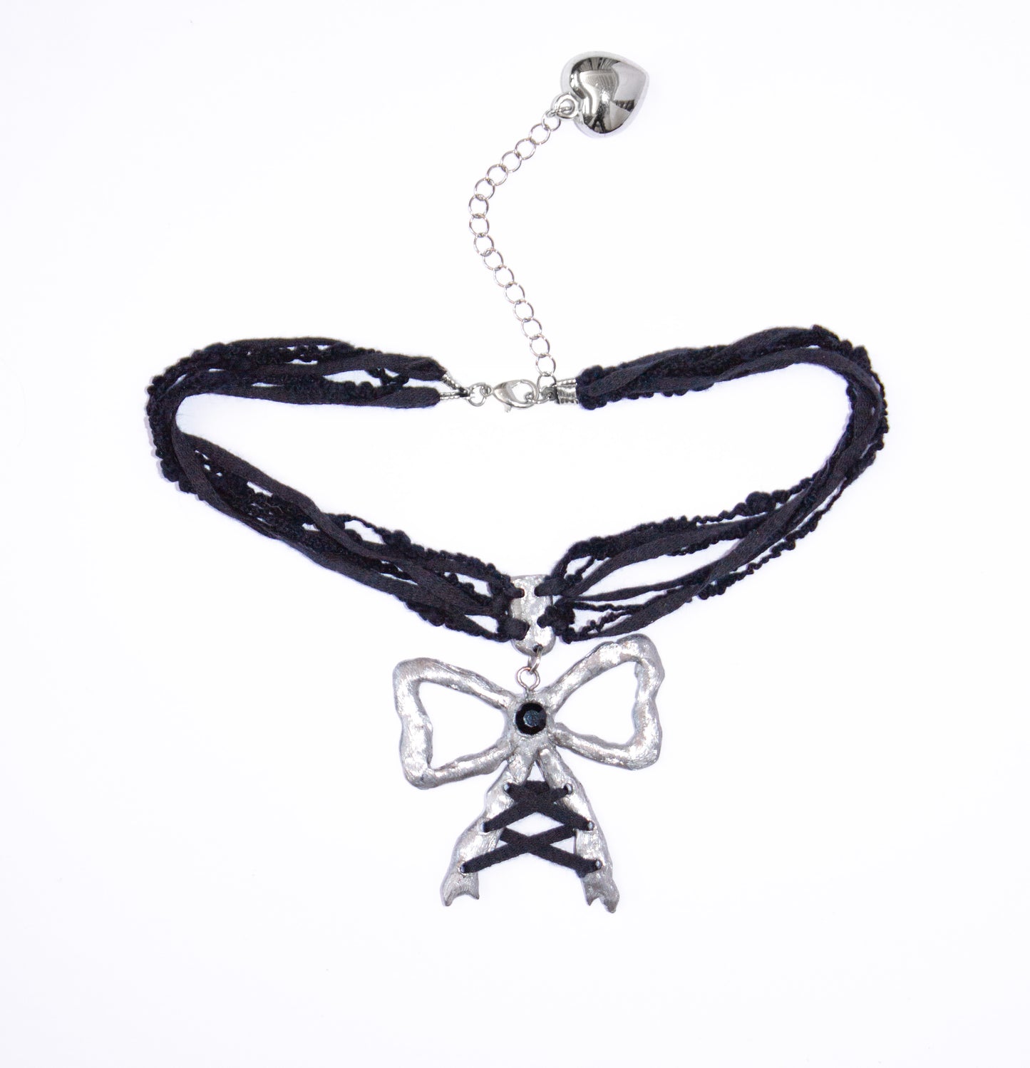 Collana fiocco con charm e lacci
