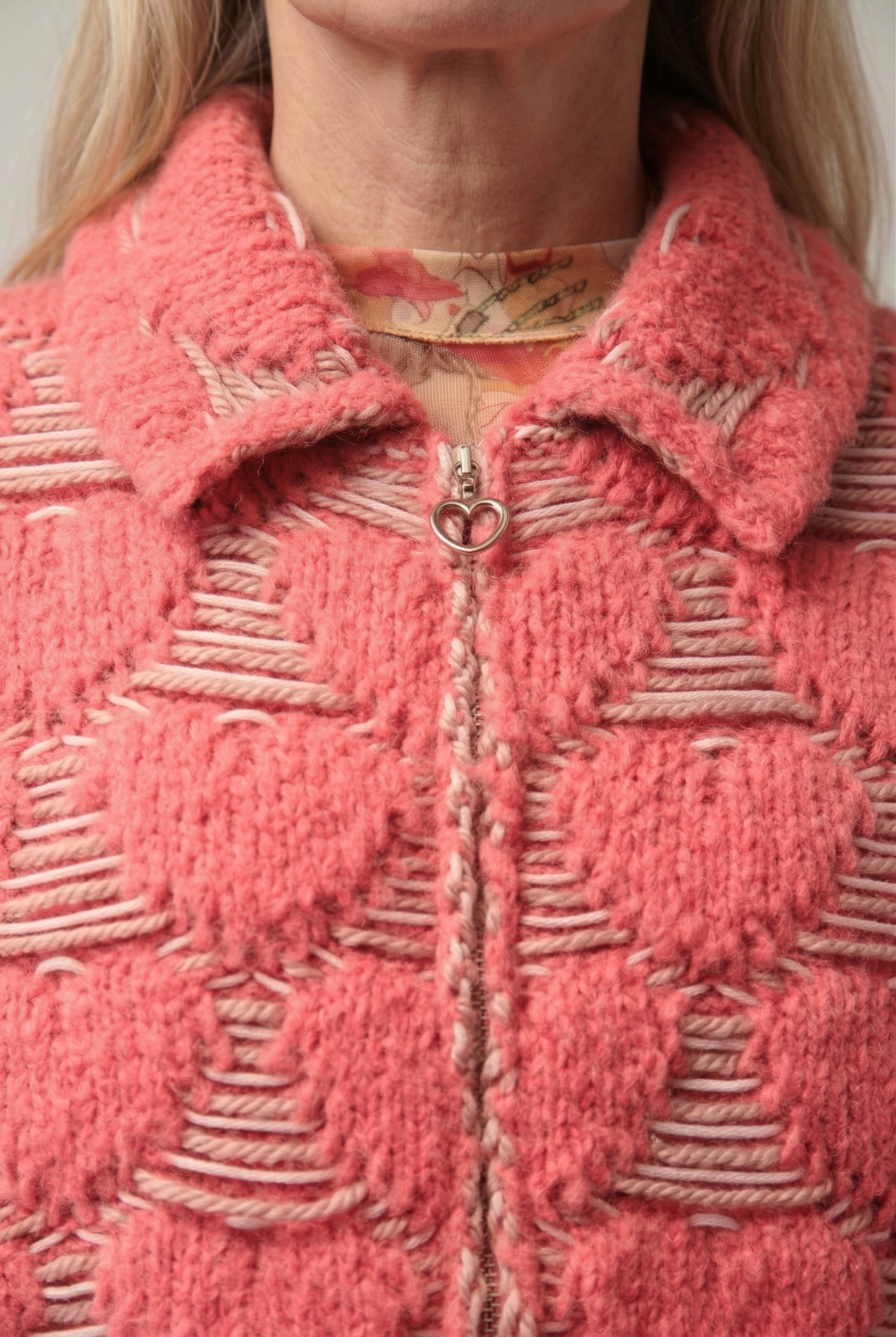 Cardigan Floating Hearts