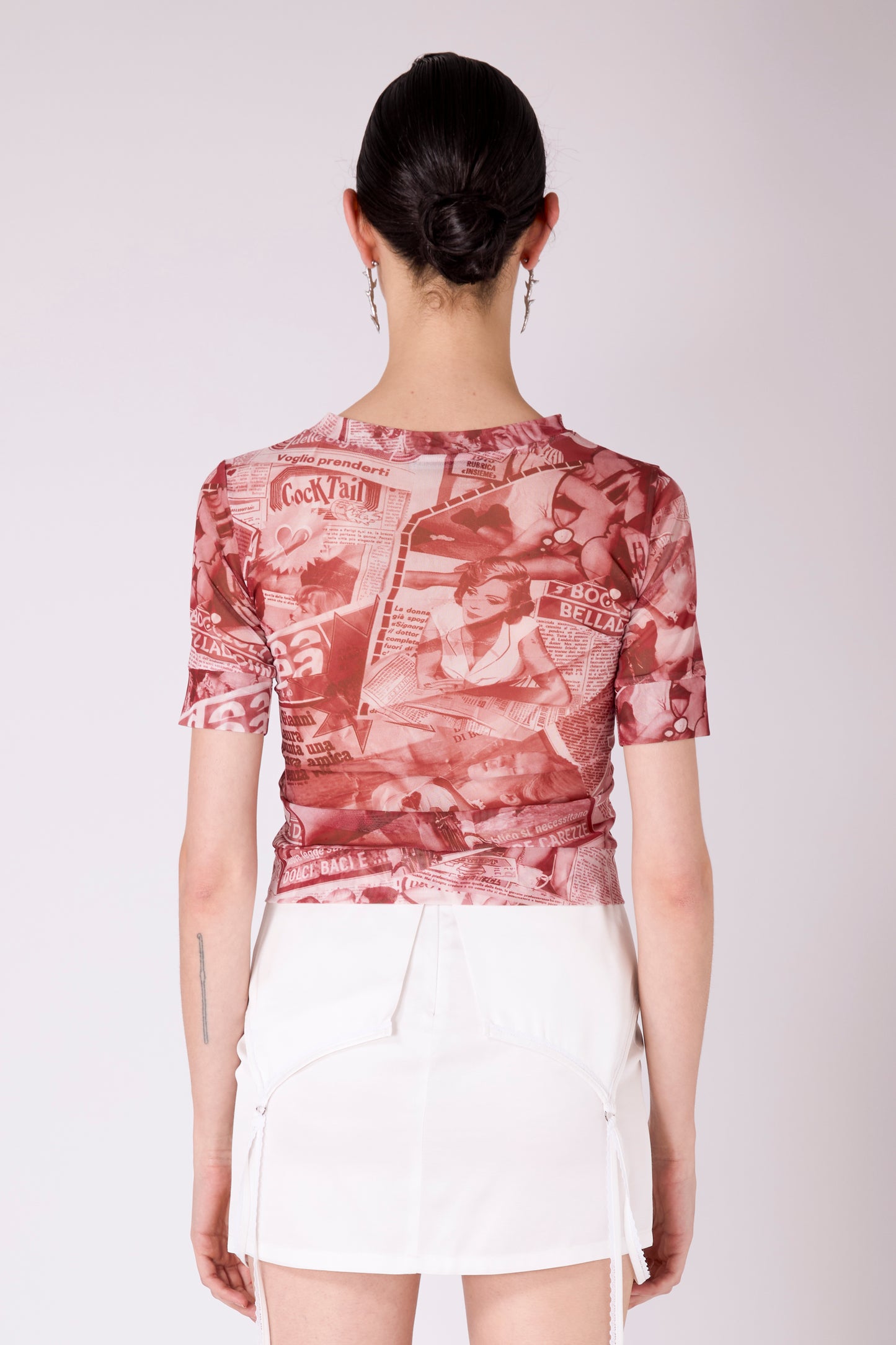 T-shirt Gossip Newspaper